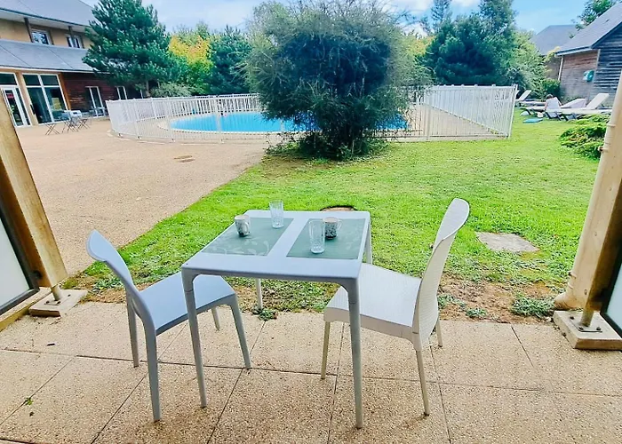 Joli Piscine Et Parking 3km Honfleur * Équemauville